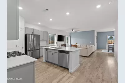 2645 Emerson Circle, Fernley, NV 89408 - Photo 2
