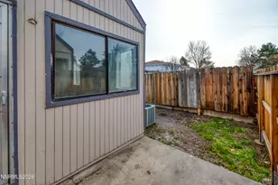 2561 Garfield Dr, Sparks, NV 89431 - Photo 24