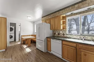 840 Brookfield Dr, Reno, NV 89503 - Photo 14