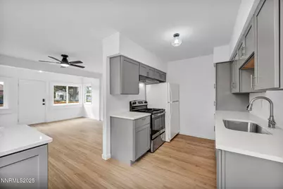 1281 E 10th Street, Reno, NV 89512 - Photo 12