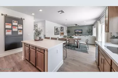 523 Daisy Fay Way, Indian Hills, NV 89705 - Photo 8