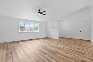 1286 Currycomb Cir, Minden, NV 89423 - Photo 4