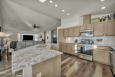 952 Red Falcon Way, Spanish Springs, NV 89441 - Photo 10