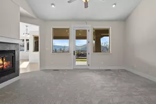 5585 E Hidden Valley Dr, Reno, NV 89502 - Photo 16