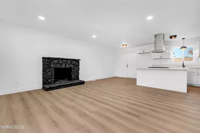1570 Driftwood Court, Sparks, NV 89431 - Photo 6