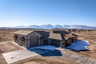 2401 Blaze Ct, Gardnerville, NV 89410 - Photo 4