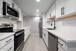 943 S Wells Ave, Reno, NV 89502 - Photo 4
