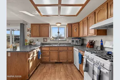 900 Madison Creek Drive, Fernley, NV 89408 - Photo 18
