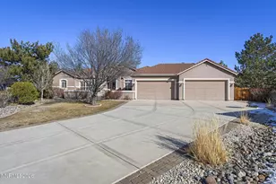 4390 Diamondback Ct, Sparks, NV 89436 - Photo 2