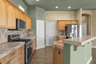 7483 Europa Dr, Sparks, NV 89436 - Photo 18