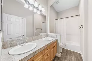 7483 Europa Dr, Sparks, NV 89436 - Photo 34