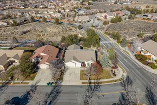 7483 Europa Dr, Sparks, NV 89436 - Photo 2