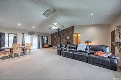 10880 Deodar Way, Reno, NV 89506 - Photo 6