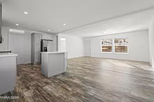 2770 W Fir St, Silver Springs, NV 89429 - Photo 10