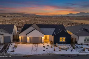 1561 Evangeline Dr, Sparks, NV 89436 - Photo 2
