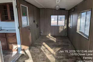 1570 S Clover Ln, Fernley, NV 89408 - Photo 6