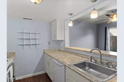 13902 Lear Boulevard, Reno, NV 89506 - Photo 8