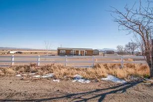 50 Locust Dr, Yerington, NV 89447 - Photo 1