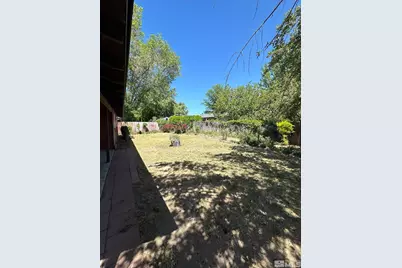 462 Steffanie Way, Sparks, NV 89431 - Photo 18