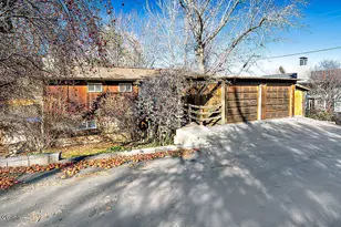 3325 Susileen Dr, Reno, NV 89509 - Photo 4