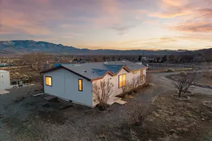 208 Julie Way, Dayton, NV 89403 - Photo 4