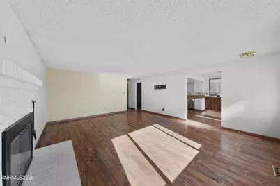 240 E Gault Way, Sparks, NV 89431 - Photo 8