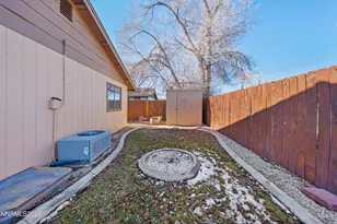 240 E Gault Wy, Sparks, NV 89431 - Photo 32