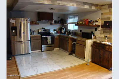 1695 Severn Drive, Reno, NV 89503 - Photo 6