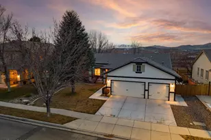 7425 Ash Peak Dr, Sparks, NV 89436 - Photo 6