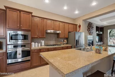 10885 Pentwater Drive, Reno, NV 89521 - Photo 14
