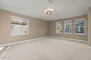 10885 Pentwater Dr, Reno, NV 89521 - Photo 30