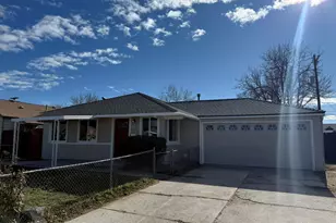 11 E J St, Sparks, NV 89431 - Photo 2