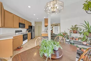 3290 Creekside Ln, Sparks, NV 89431 - Photo 12