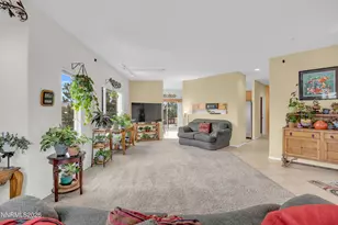 3290 Creekside Ln, Sparks, NV 89431 - Photo 8