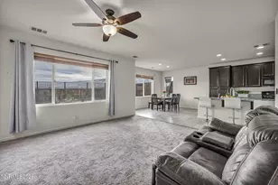 10928 Bloomsburg Ct, Reno, NV 89506 - Photo 18