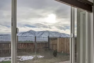 10928 Bloomsburg Ct, Reno, NV 89506 - Photo 14