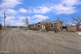 3525 Citrus St, Silver Springs, NV 89429 - Photo 2