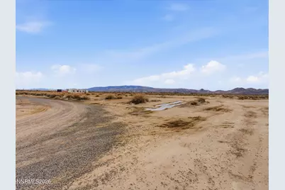 9035 Via Segundo, Silver Springs, NV 89429 - Photo 10