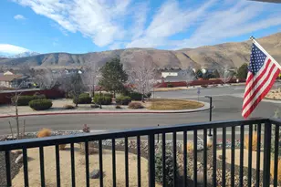 18671 Village Center Dr, Reno, NV 89508 - Photo 2
