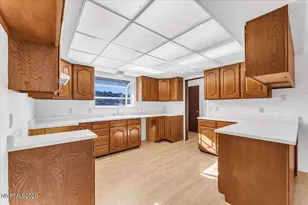 1220 Mineral Flat Rd, Reno, NV 89506 - Photo 10
