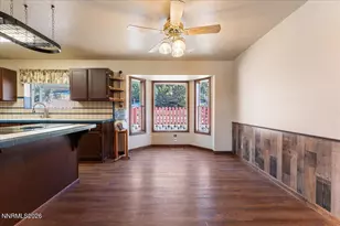 21381 Crestview Rd, Reno, NV 89521 - Photo 16