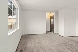 308 Andrea Way, Fernley, NV 89408 - Photo 4