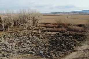 7 Moyle Ct, Yerington, NV 89447 - Photo 1