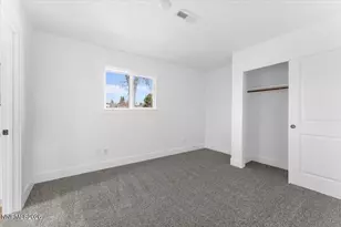 2285 King Edward Dr, Reno, NV 89503 - Photo 22