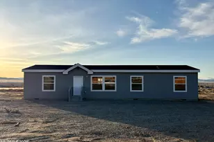 7570 Sylvia Rdg Rd, Winnemucca, NV 89445 - Photo 2