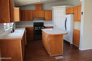 3560 Johnson Ln, Winnemucca, NV 89445 - Photo 8