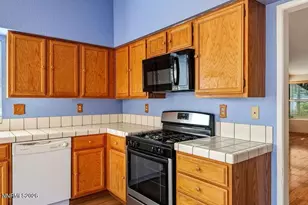 2206 Morninglory Dr, Sparks, NV 89434 - Photo 8