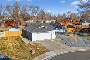 1777 Howard Ct, Sparks, NV 89434 - Photo 2