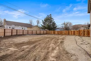 3592 Oakridge Dr, Sparks, NV 89436 - Photo 36