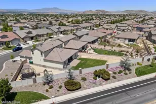 10460 Mott Dr, Reno, NV 89521 - Photo 8